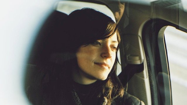 sharon_van_etten_press2_2014_2048x1365_01