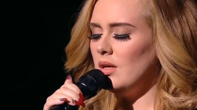 091115_adele2