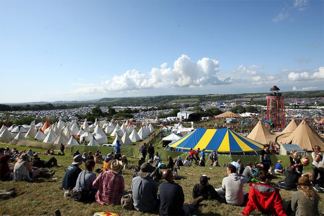 240616_glasto2