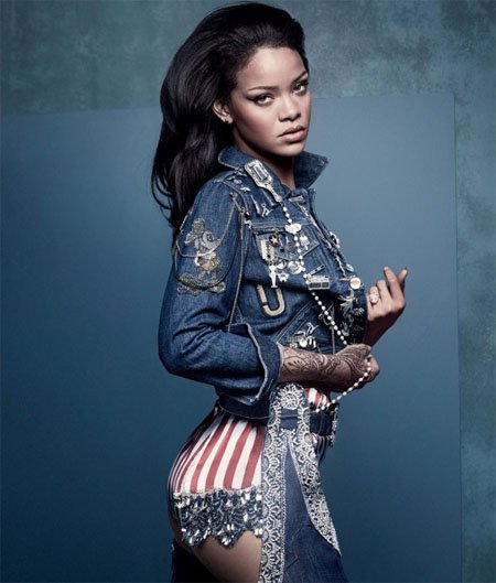 010716_rihanna2