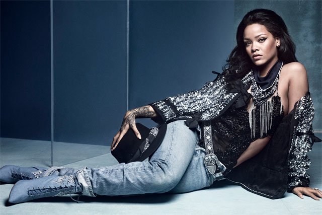 040716_rihanna2