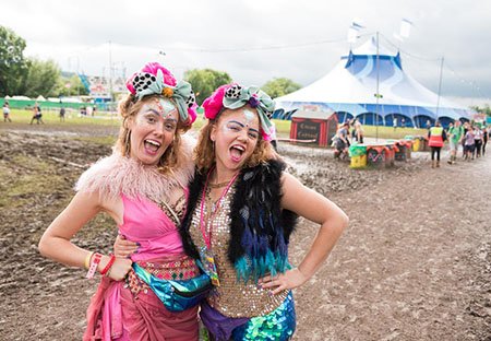 2016-06-22-16-15-15-cg-glastoweb