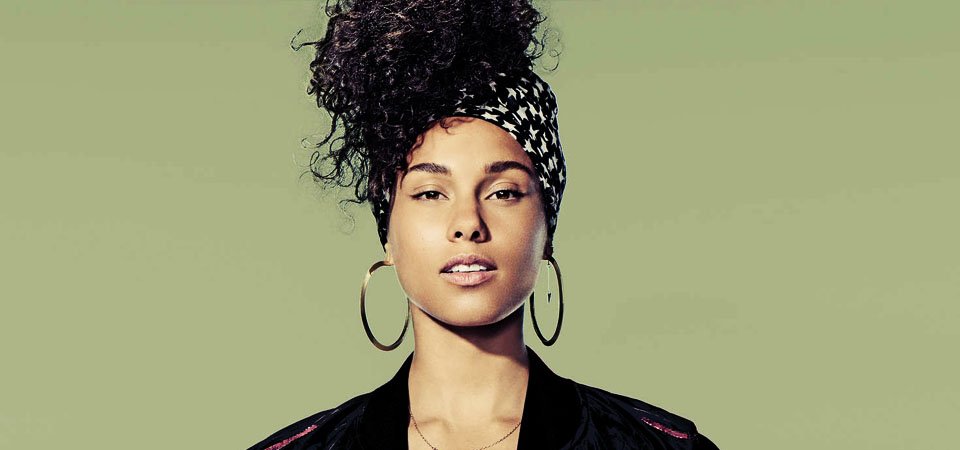 071016_alicia_slider