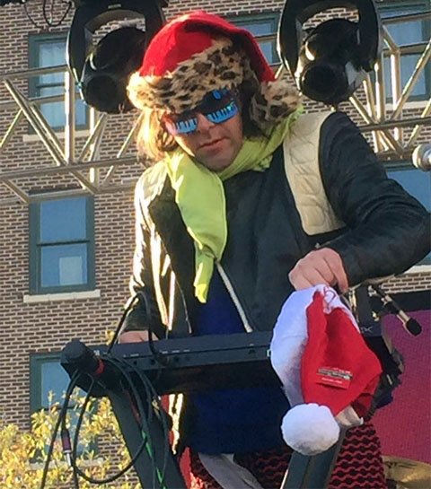 191216_arielpink2