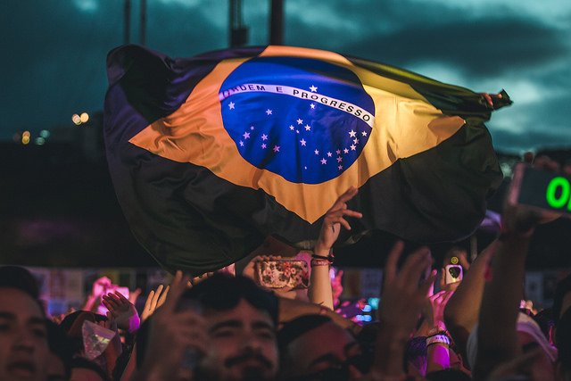 33669545095_08953b7d71_z