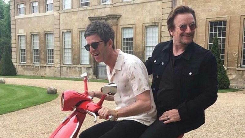 261017_bono_noel2