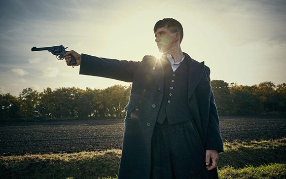 peaky-blinders-gun-xlarge_trans_NvBQzQNjv4BqpVlberWd9EgFPZtcLiMQf98oAmGZYX8Vqbq2hlobTFc