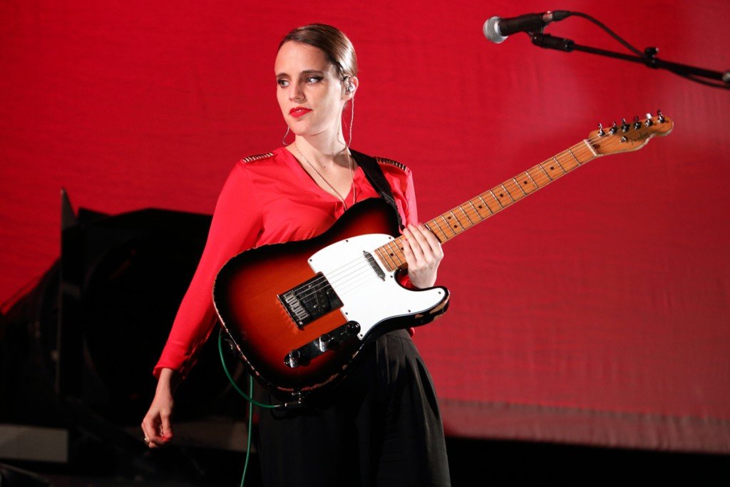 Anna Calvi - O2 Arena, London 29/11/14 | Photo by Burak Cingi