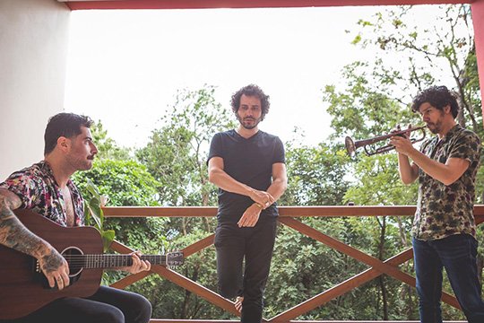1 - jairo, leonardo marques e helio flanders (por luciano viana)